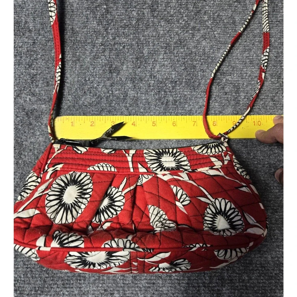 Vera Bradley Deco Daisy Crossbody Purse Purse Floral Handbag Quilted Red White - Picture 7 of 8